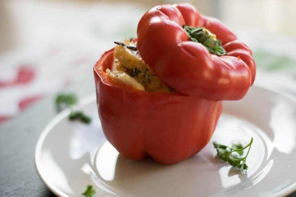 Gefüllte Paprika mit Hackfleisch und Käse